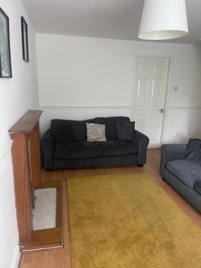 House Number 12 Sleeps Up To 4 With Smart Tvs In Every Room Wellington  Zewnętrze zdjęcie